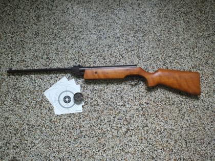 Verkaufe Luftgewehr Haenel 300 mit Sportschäftung